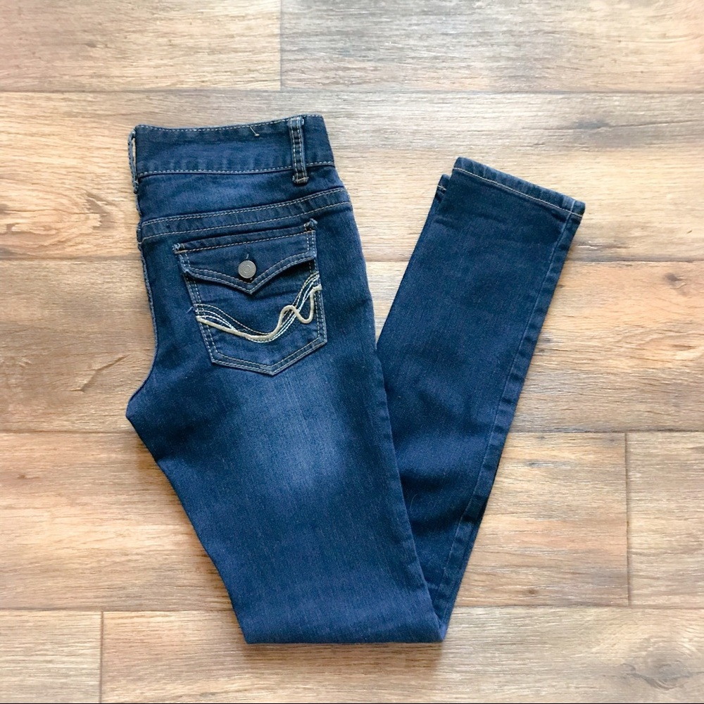 Mid Rise skinny Jeans!